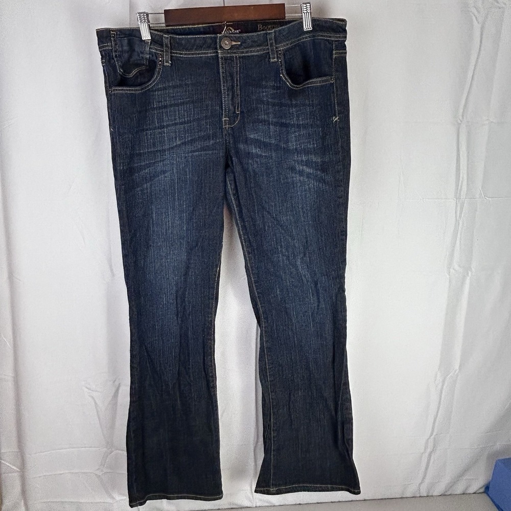 Jordache Bootcut Jeans Women's Size 18 Blue 38x30.5